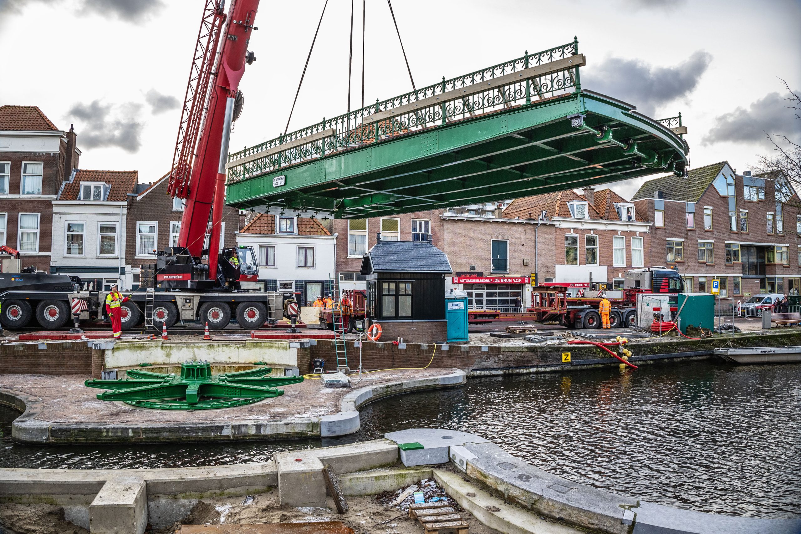 Historische Hemsterhuisbrug weer draaibaar !